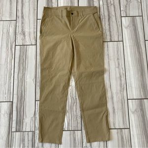 NWT The North Face Xplor City Chino